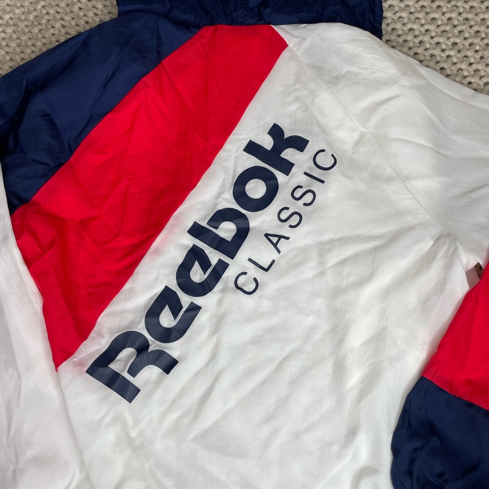 Reebok Classic Women’s red, white and blue windbreaker
